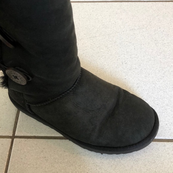 ⚡️⚡️⚡️FLASH SALE Ugg Bailey Tall Button Triplet Boots in Black - Picture 3 of 8